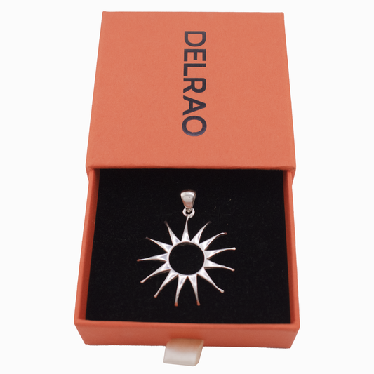 Dije sol sagrado